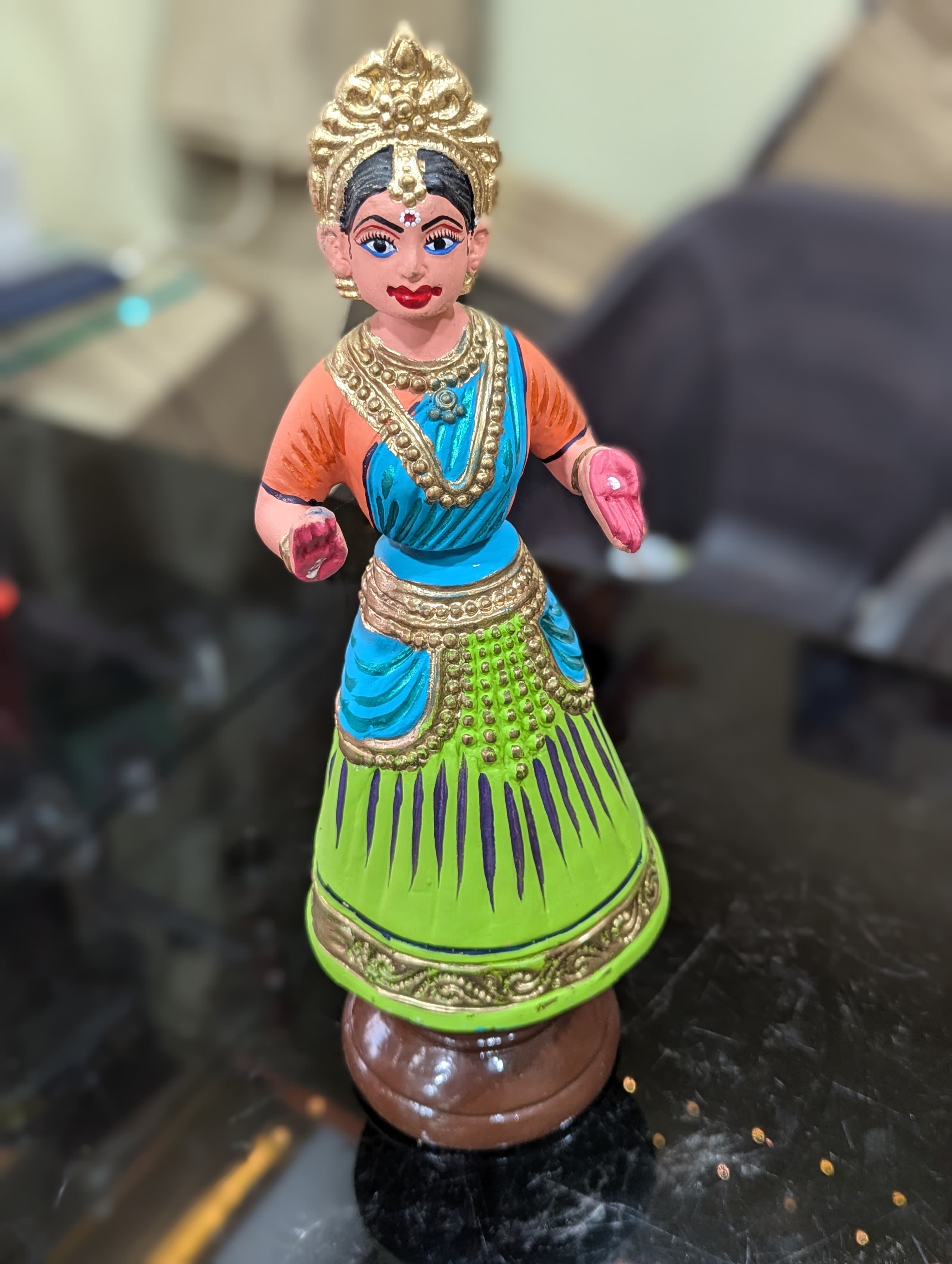 Artisan crafting toys